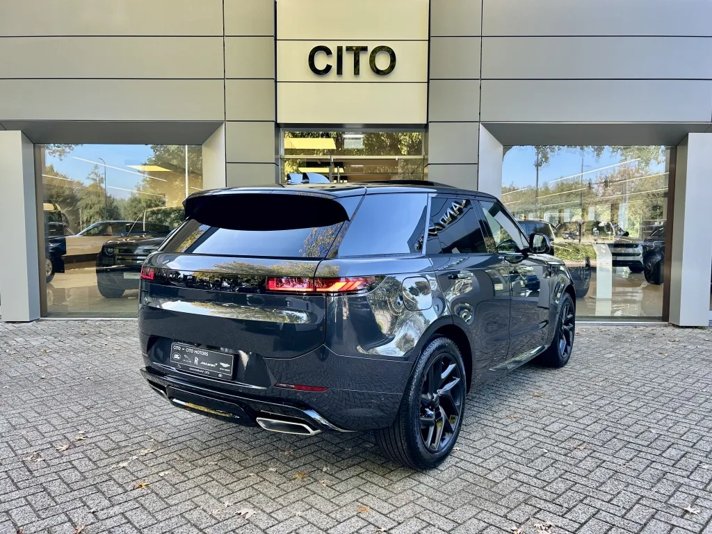 2026 Land Rover Range Rover Sport P460e Battersea Edition, 3/30