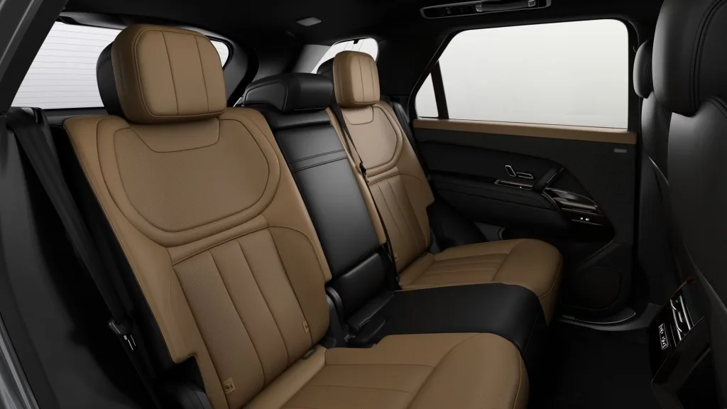 2026 Land Rover Range Rover Sport P460e Santorini Momentum Edition, 5/7