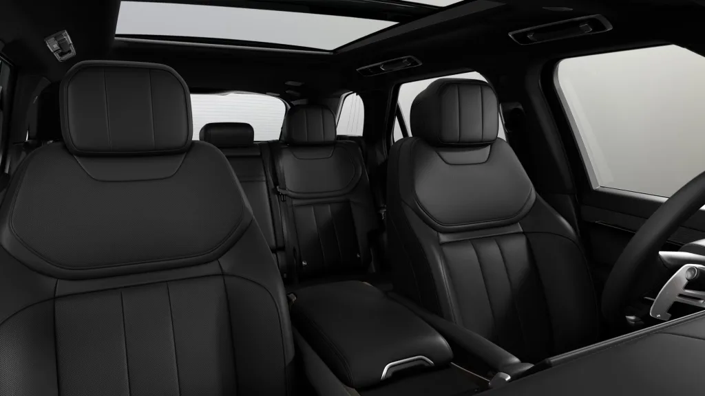 2026 Land Rover Range Rover Sport P460e Santorini Momentum Edition, 3/7