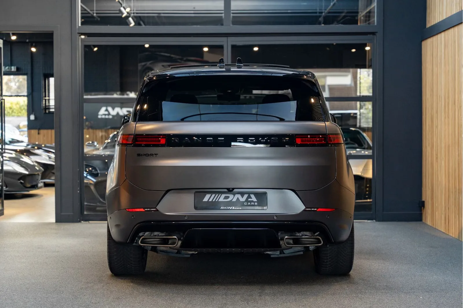 2026 Land Rover Range Rover Sport P460e Dynamic HSE, 4/30
