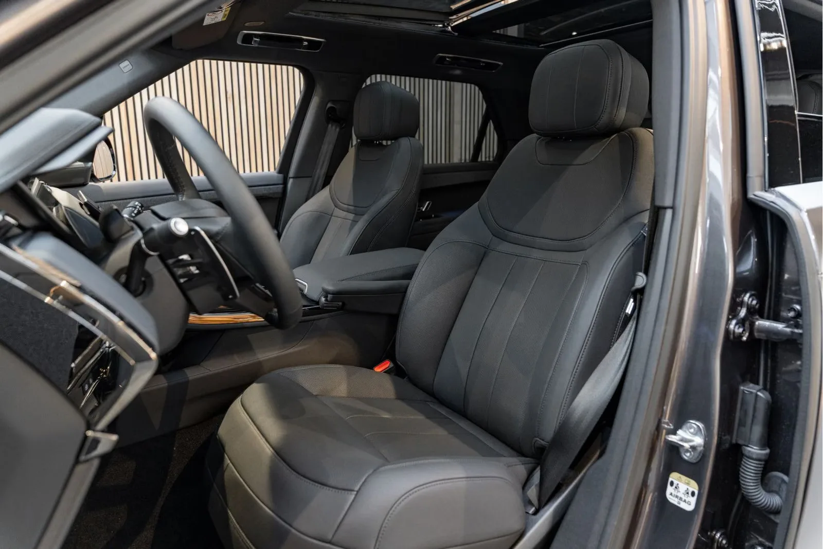 2026 Land Rover Range Rover Sport P460e Dynamic HSE, 9/30
