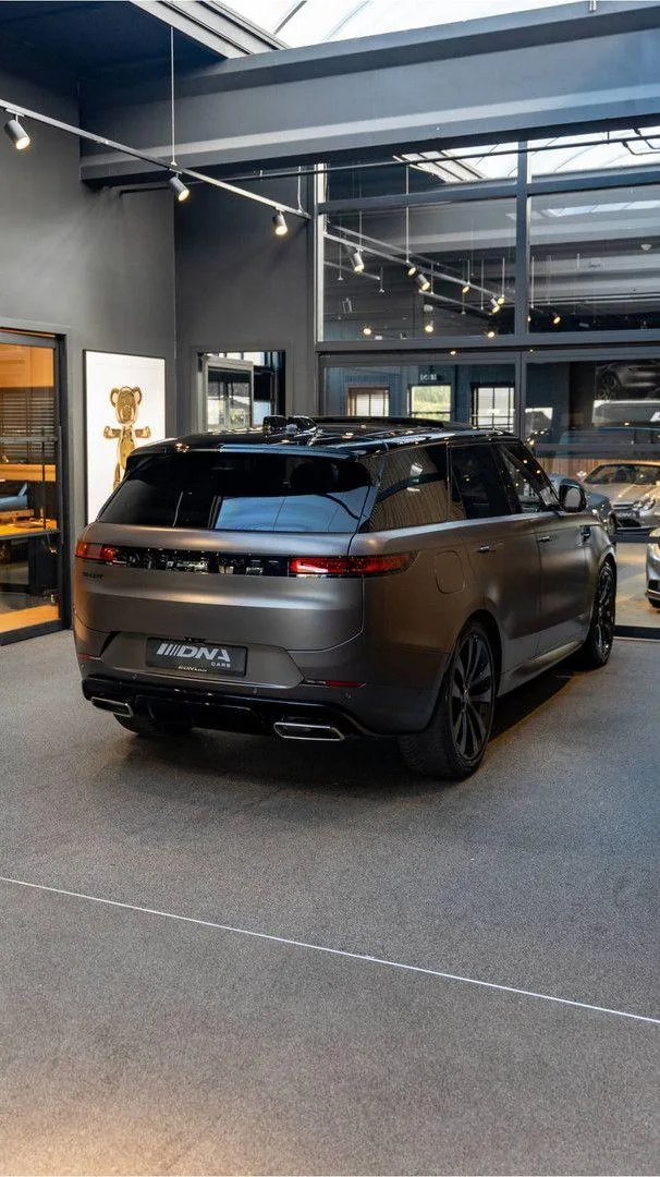 2026 Land Rover Range Rover Sport P460e Dynamic HSE, 23/30