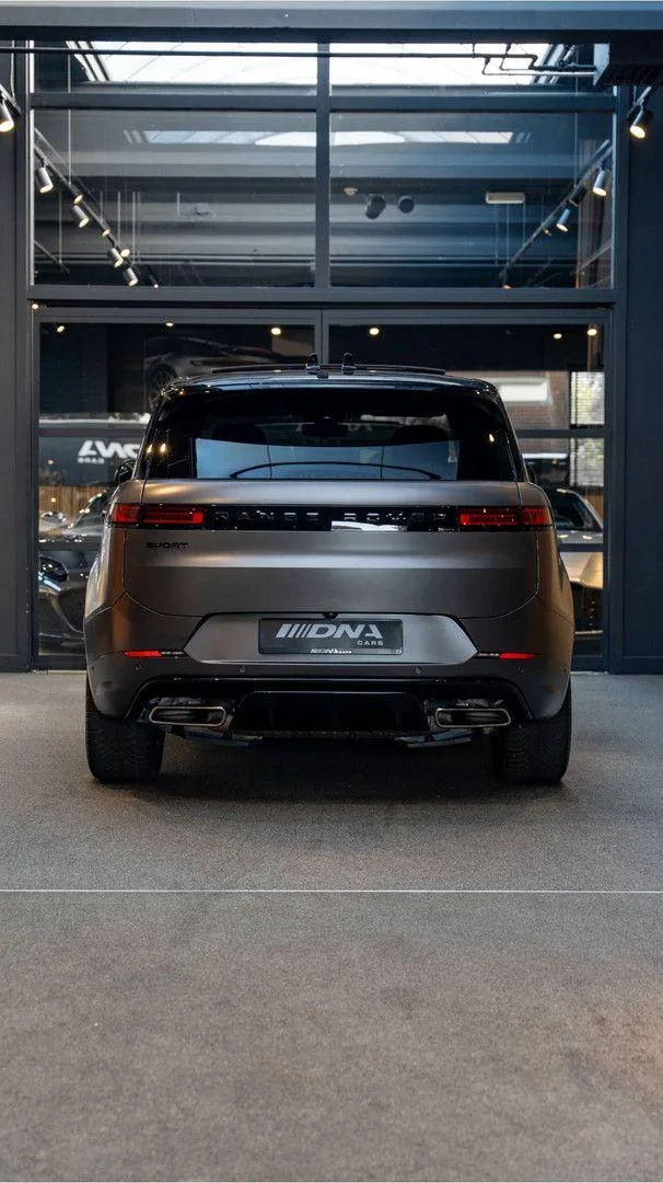 2026 Land Rover Range Rover Sport P460e Dynamic HSE, 24/30