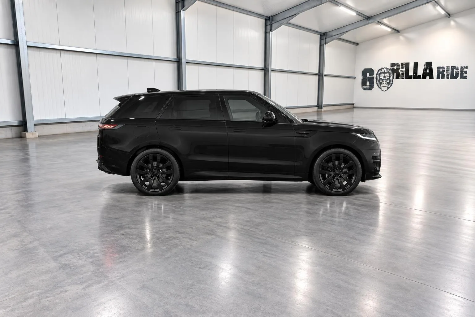 2026 Land Rover Range Rover Sport D350, 2/5