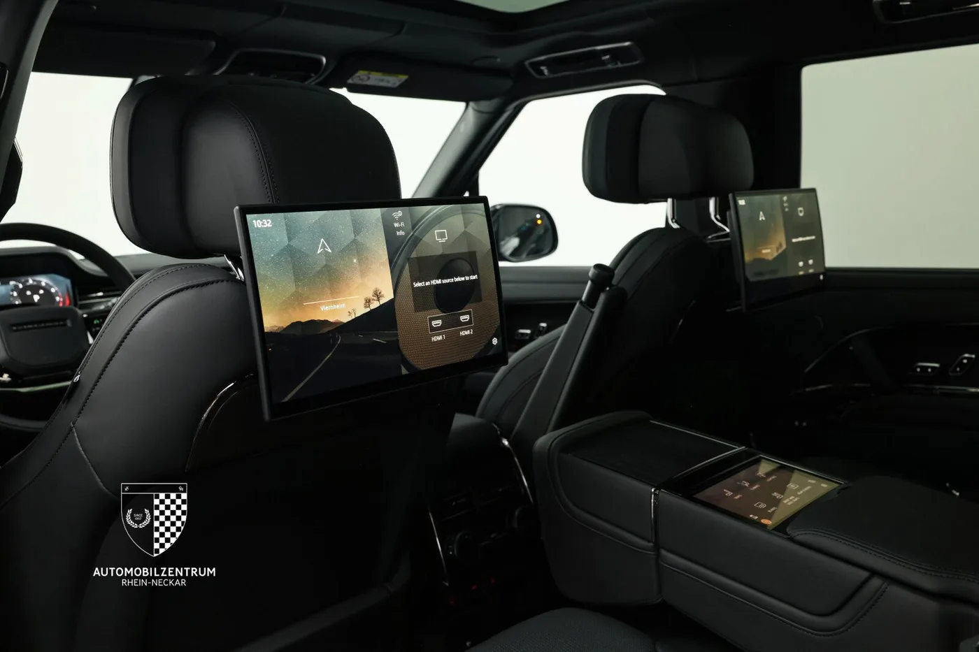 2026 Land Rover Range Rover SV angeboten von einem Supersportwagenhändler in Viernheim, Deutschland, Foto 17 von 25