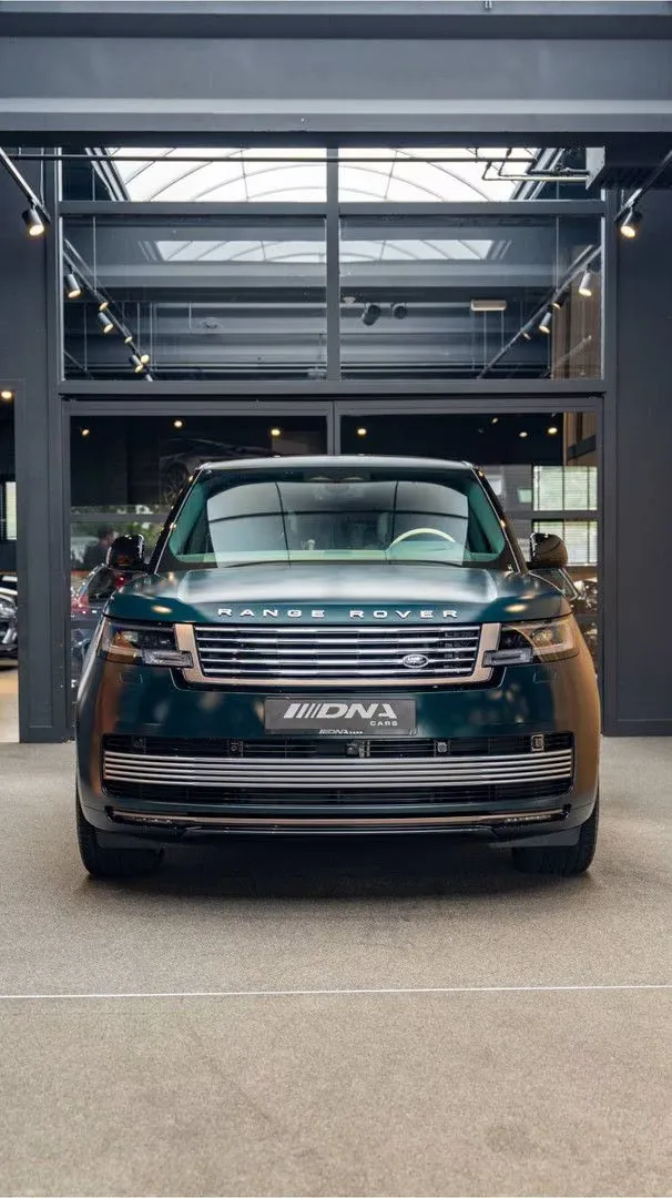 2026 Land Rover Range Rover SV P550e Serenity, 21/30