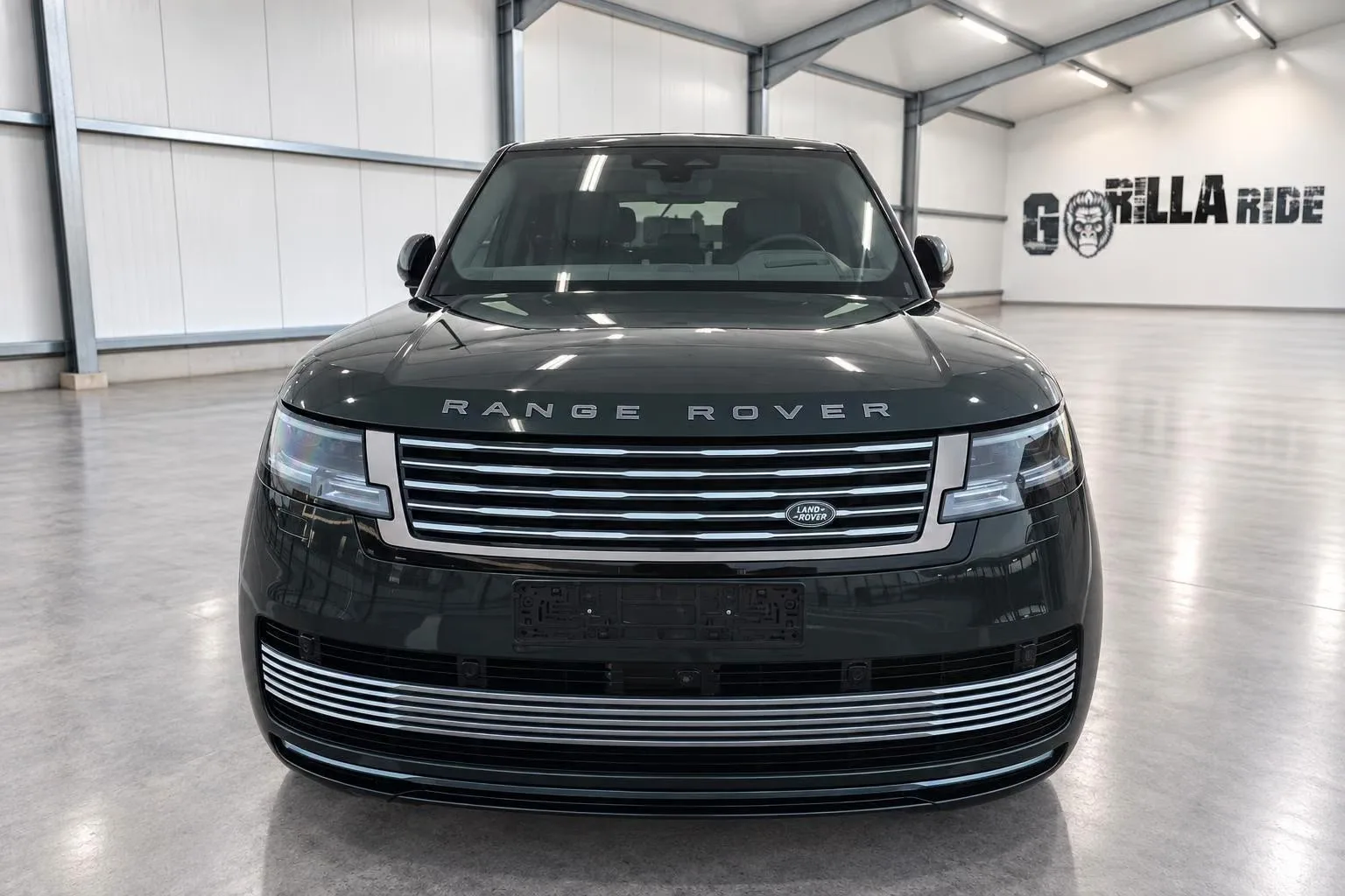 2026 Land Rover Range Rover SV P615, 2/26