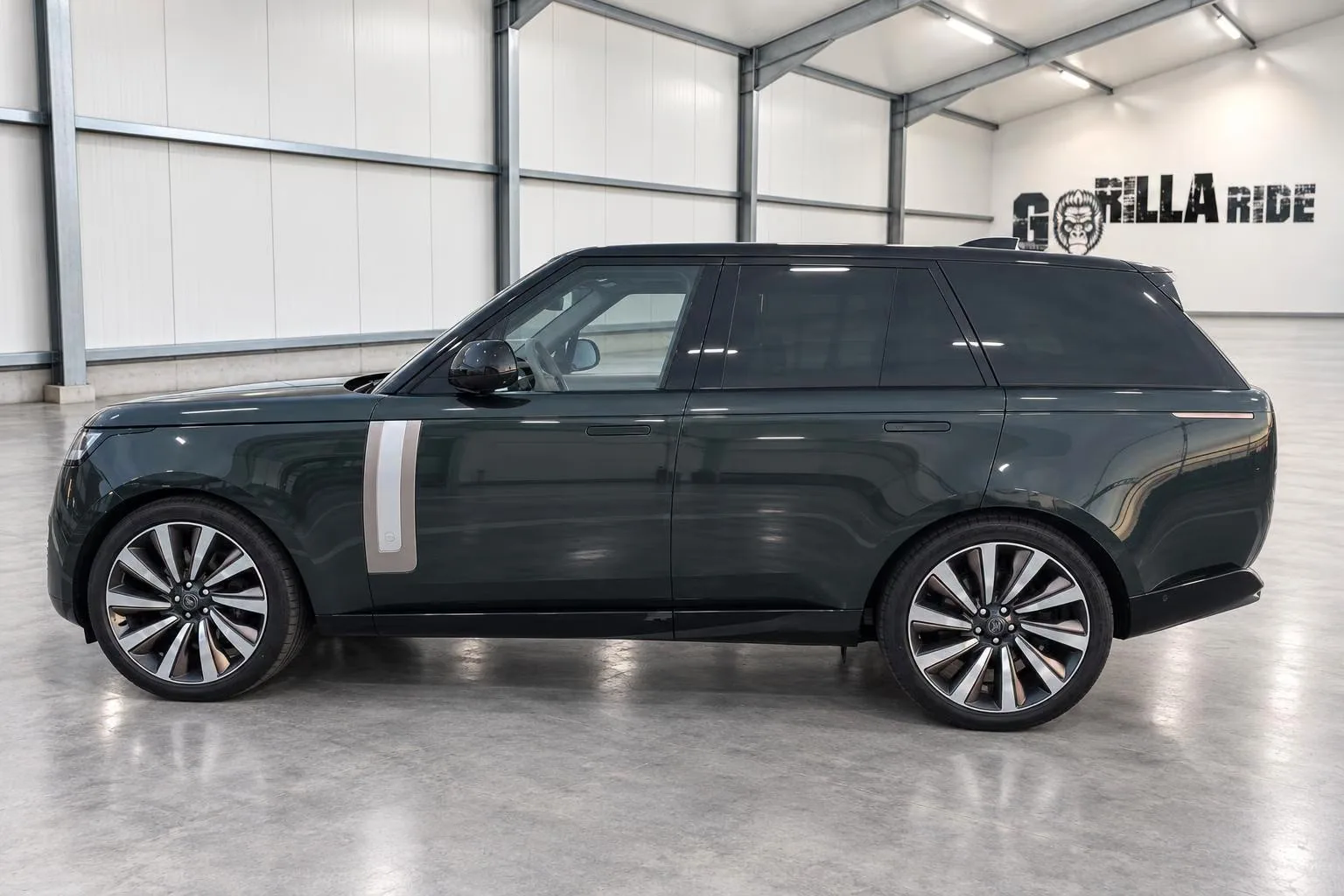2026 Land Rover Range Rover SV P615, 8/26