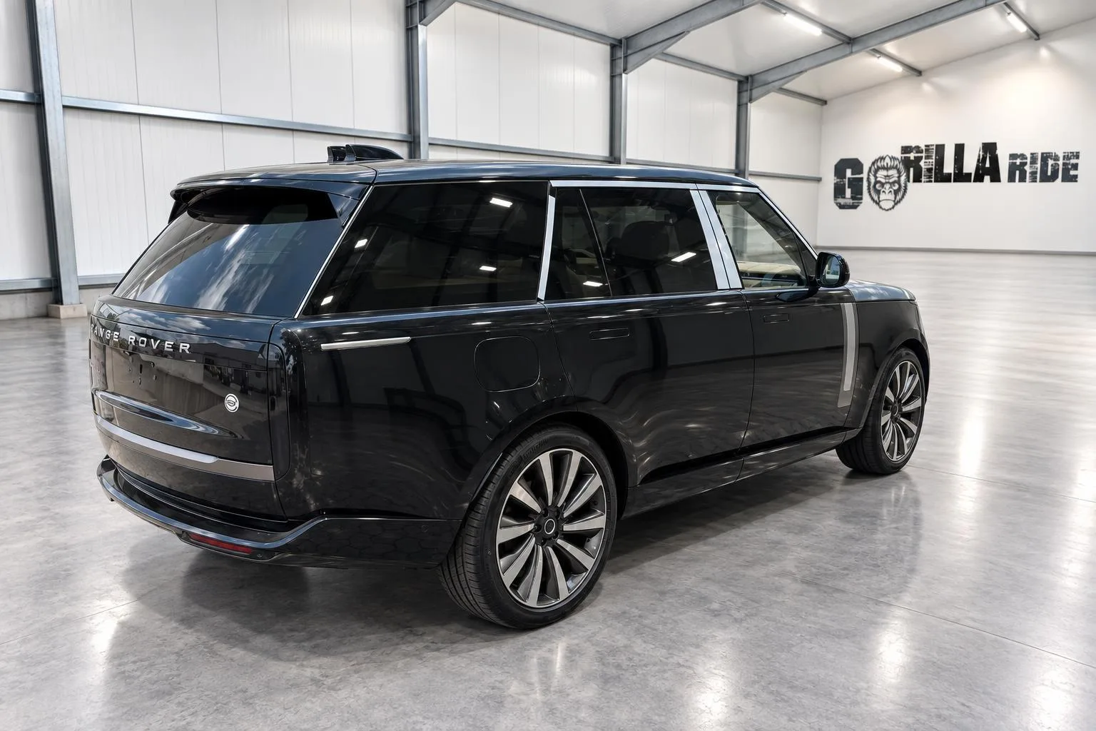 2026 Land Rover Range Rover SV P615 LWB Signature Suite, 5/8