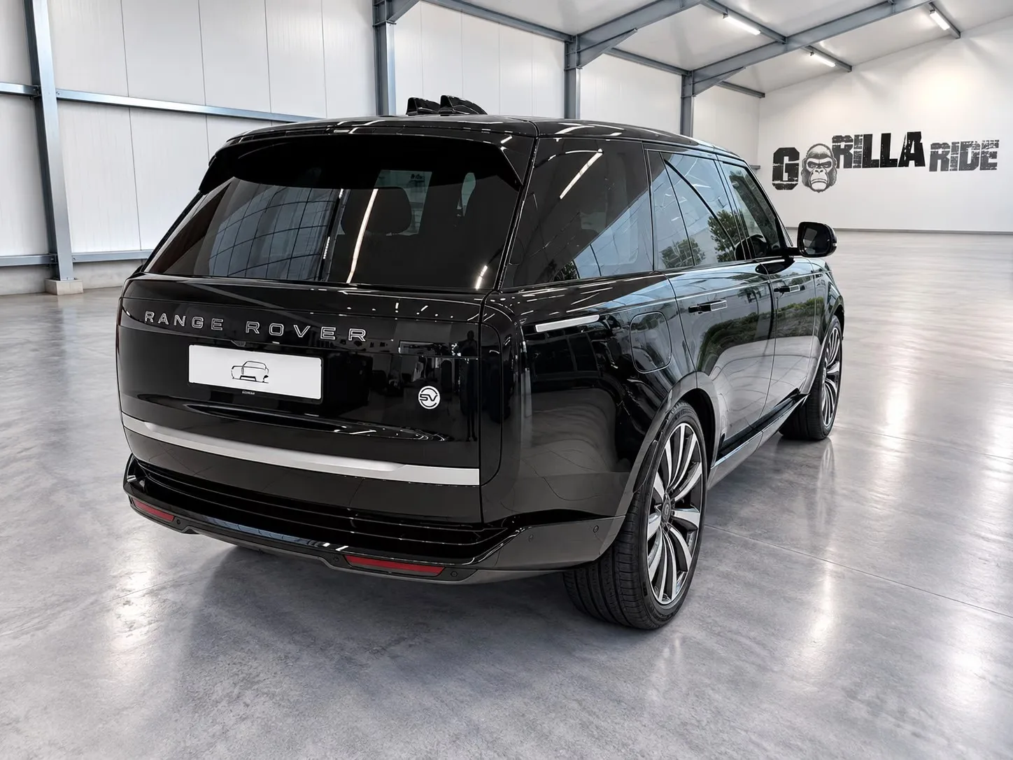 2026 Land Rover Range Rover SV P615 LWB Signature Suite, 3/8