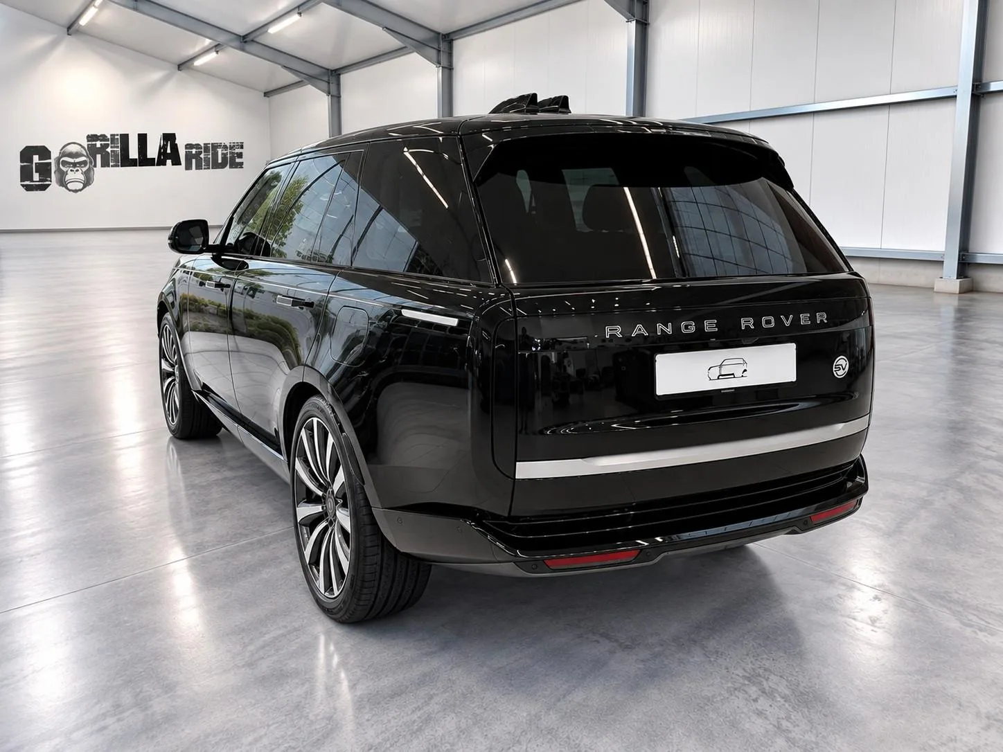 2026 Land Rover Range Rover SV P615 LWB Signature Suite, 4/8