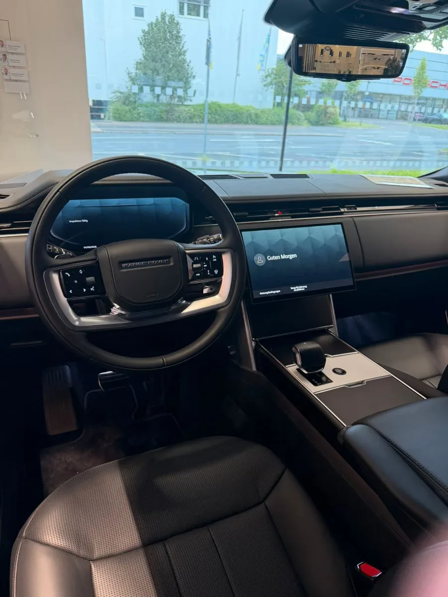 2026 Land Rover Range Rover SV P615 LWB Signature Suite, 8/8