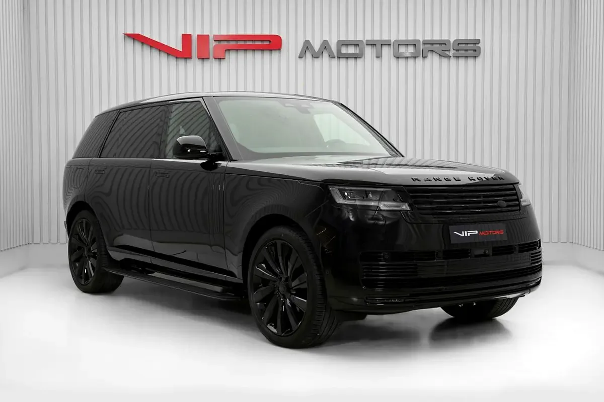 2026 Land Rover Range Rover SV Black P615 LWB, 3/13