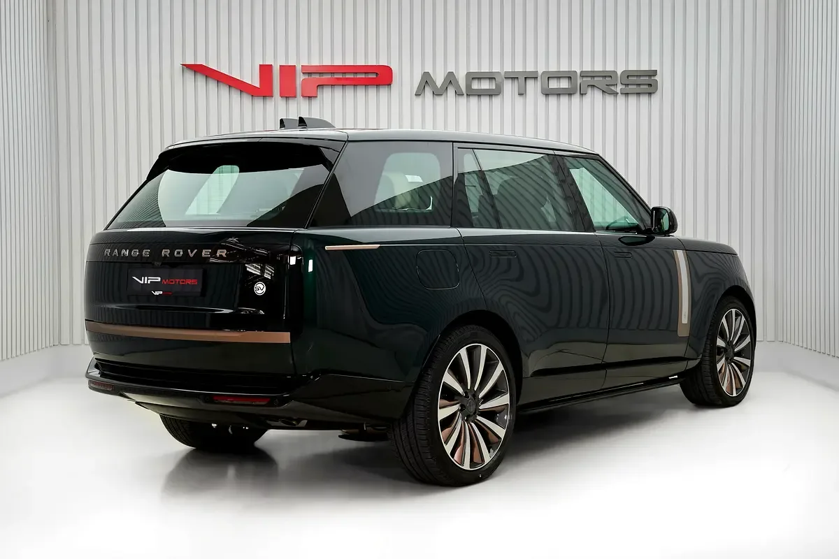 2026 Land Rover Range Rover SV P615 LWB, 4/13