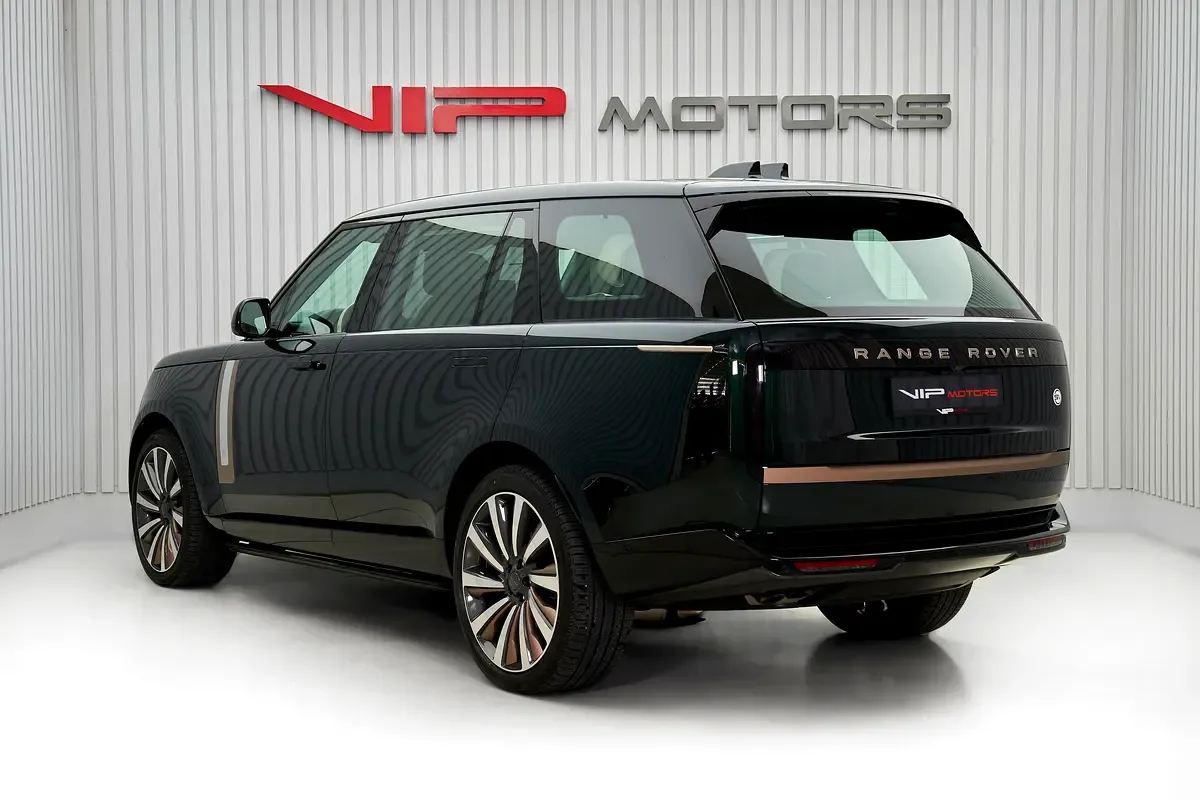 2026 Land Rover Range Rover SV P615 LWB, 6/13