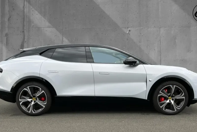 2026 Lotus Eletre, 5/30