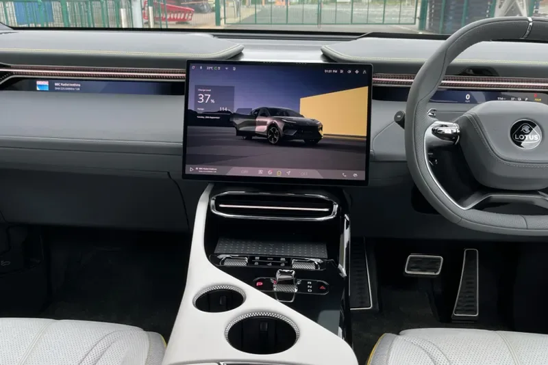 2026 Lotus Eletre, 26/30