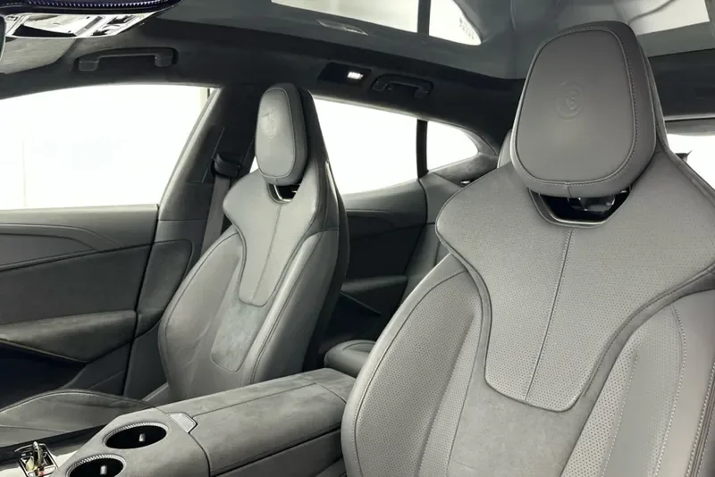2026 Lotus Eletre, 6/30