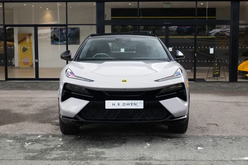 2026 Lotus Eletre, 2/30