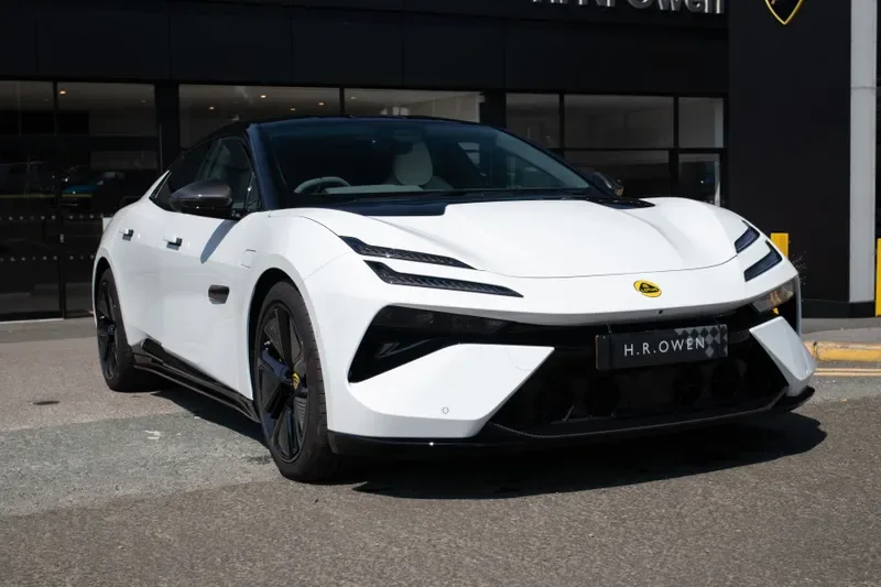 2026 Lotus Emeya R angeboten von einer Vertragshändlergruppe in Manchester, Vereinigtes Königreich, Hauptfoto