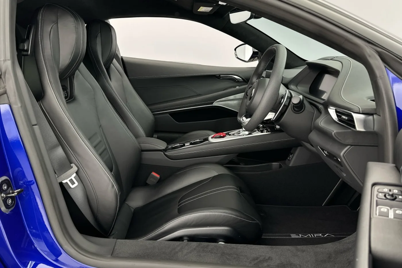 2026 Lotus Emira Turbo SE angeboten von einer Vertragshändlergruppe in Hatfield, Vereinigtes Königreich, Foto 21 von 25