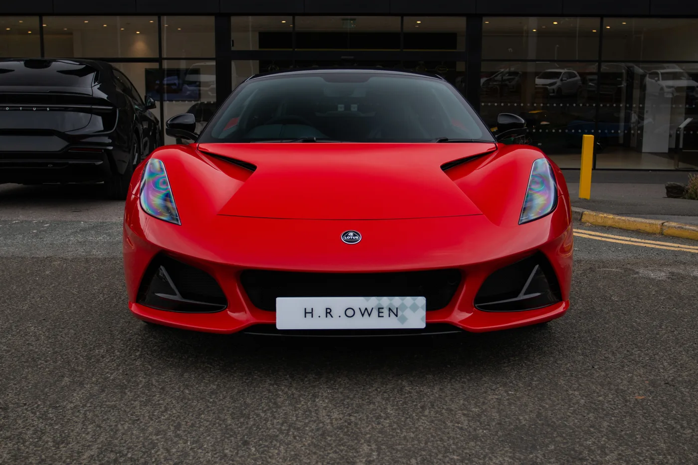 2026 Lotus Emira Turbo SE angeboten von einer Vertragshändlergruppe in Manchester, Vereinigtes Königreich, Foto 2 von 25