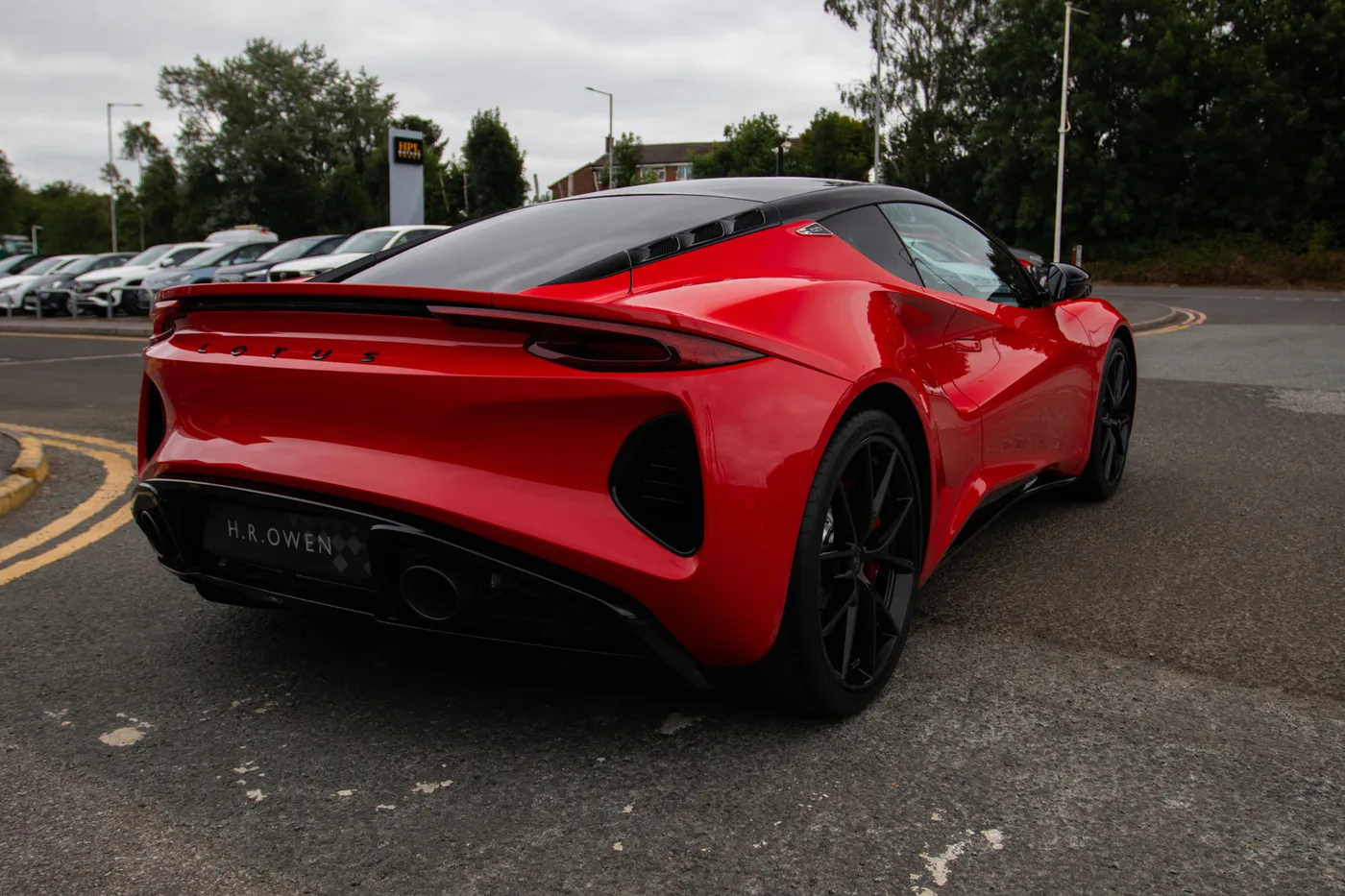2026 Lotus Emira Turbo SE angeboten von einer Vertragshändlergruppe in Manchester, Vereinigtes Königreich, Foto 4 von 25