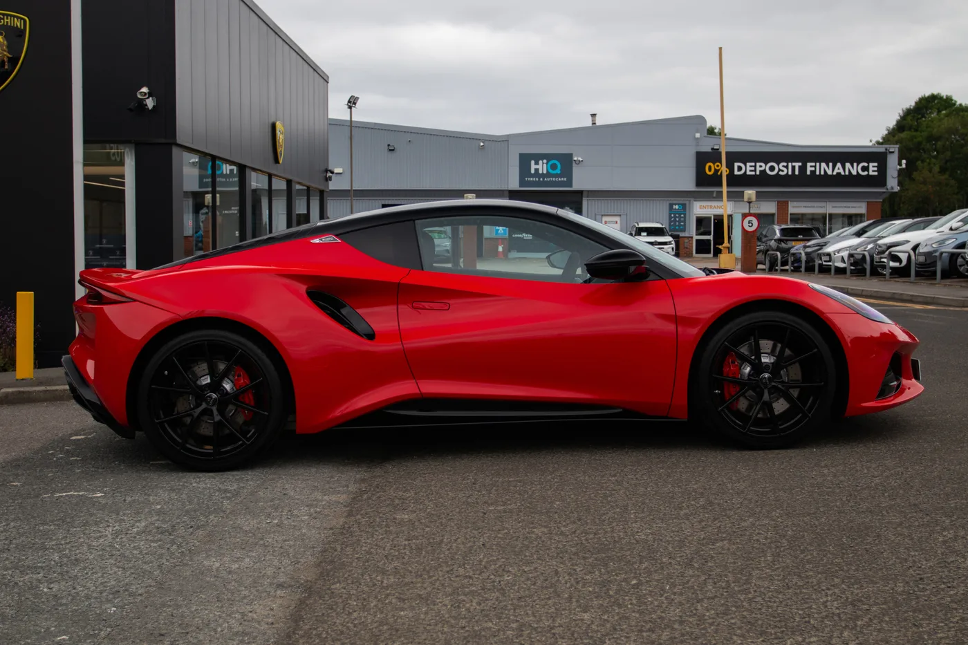 2026 Lotus Emira Turbo SE angeboten von einer Vertragshändlergruppe in Manchester, Vereinigtes Königreich, Foto 5 von 25