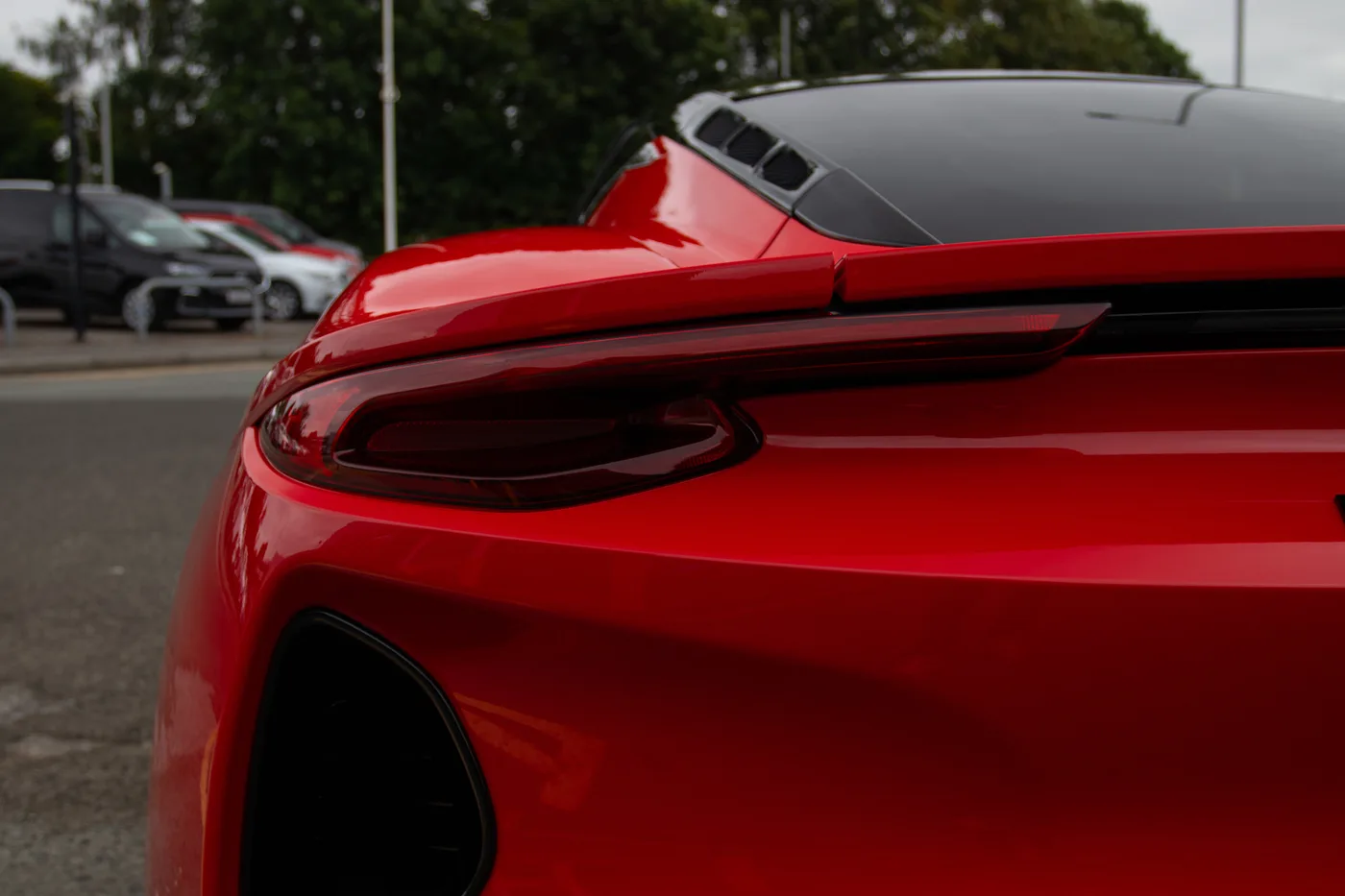 2026 Lotus Emira Turbo SE angeboten von einer Vertragshändlergruppe in Manchester, Vereinigtes Königreich, Foto 12 von 25