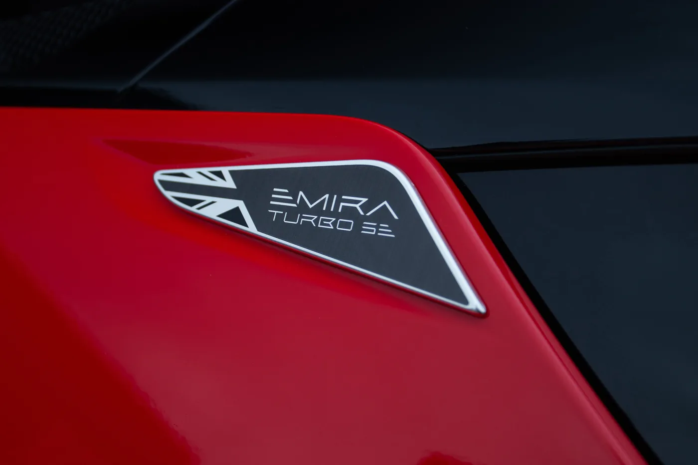 2026 Lotus Emira Turbo SE angeboten von einer Vertragshändlergruppe in Manchester, Vereinigtes Königreich, Foto 18 von 25