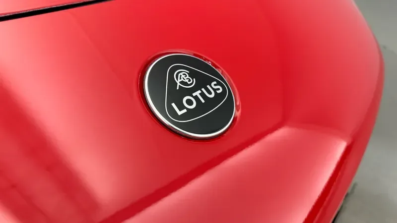 2026 Lotus Emira Turbo SE, 11/30
