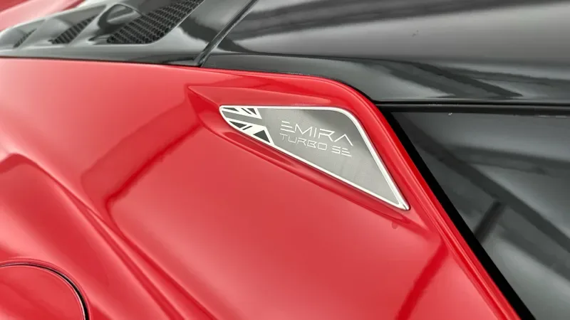 2026 Lotus Emira Turbo SE, 26/30