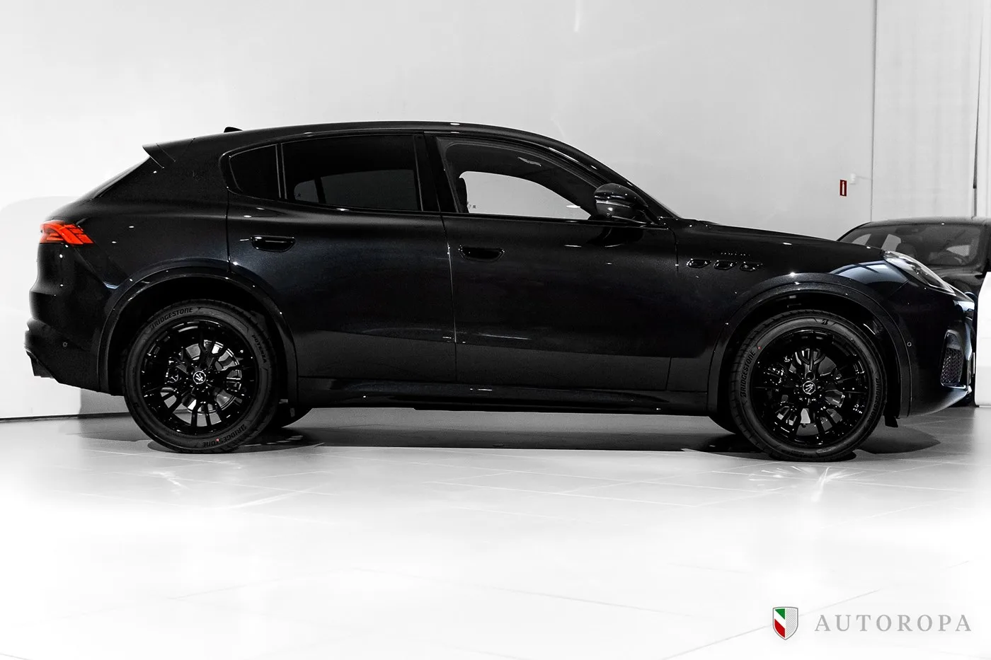2026 Maserati Grecale Modena proposée par un concessionnaire agréé Ferrari et Maserati à Arlöv, Suède, photo 3 sur 10