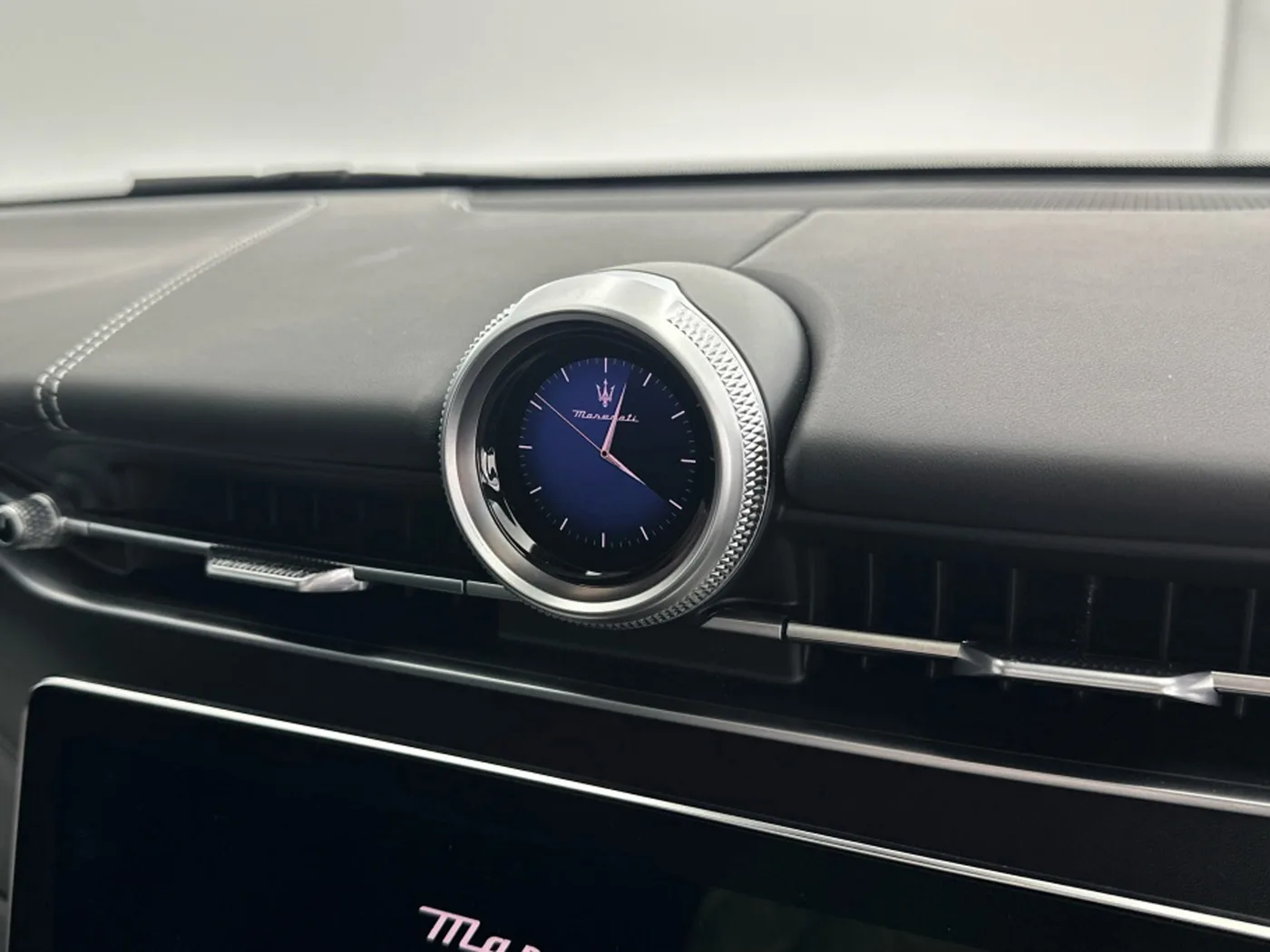 2026 Maserati Grecale Modena angeboten von einer Vertragshändlergruppe in Hatfield, Vereinigtes Königreich, Foto 19 von 25