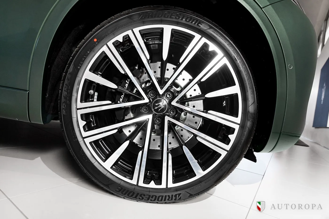 2026 Maserati Grecale Modena offered by an official Ferrari and Maserati dealer in Arlöv, Sweden, photo 10 of 10