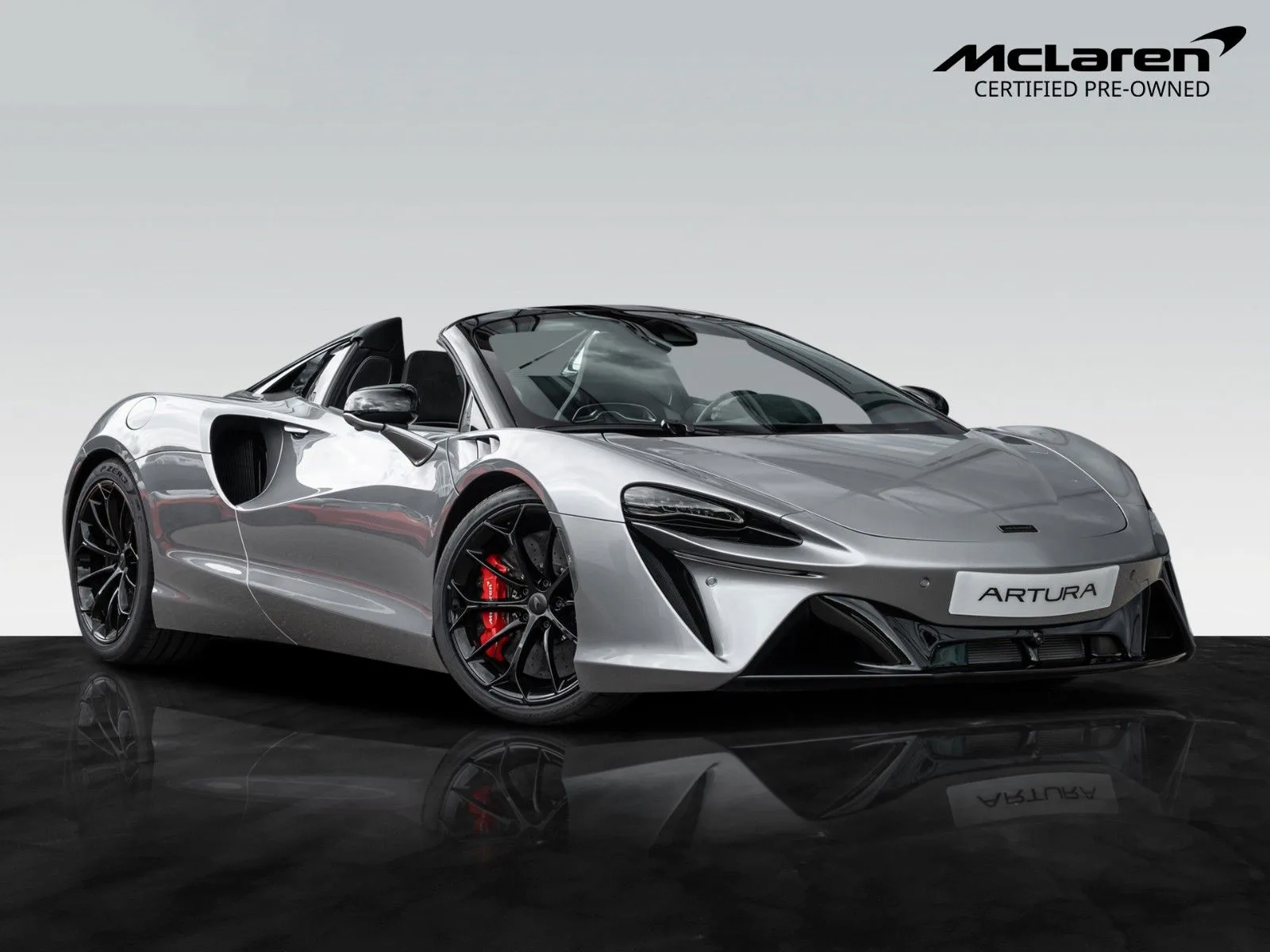 2026 McLaren Artura Spider proposée par un concessionnaire agréé à Böblingen, Allemagne, photo principale