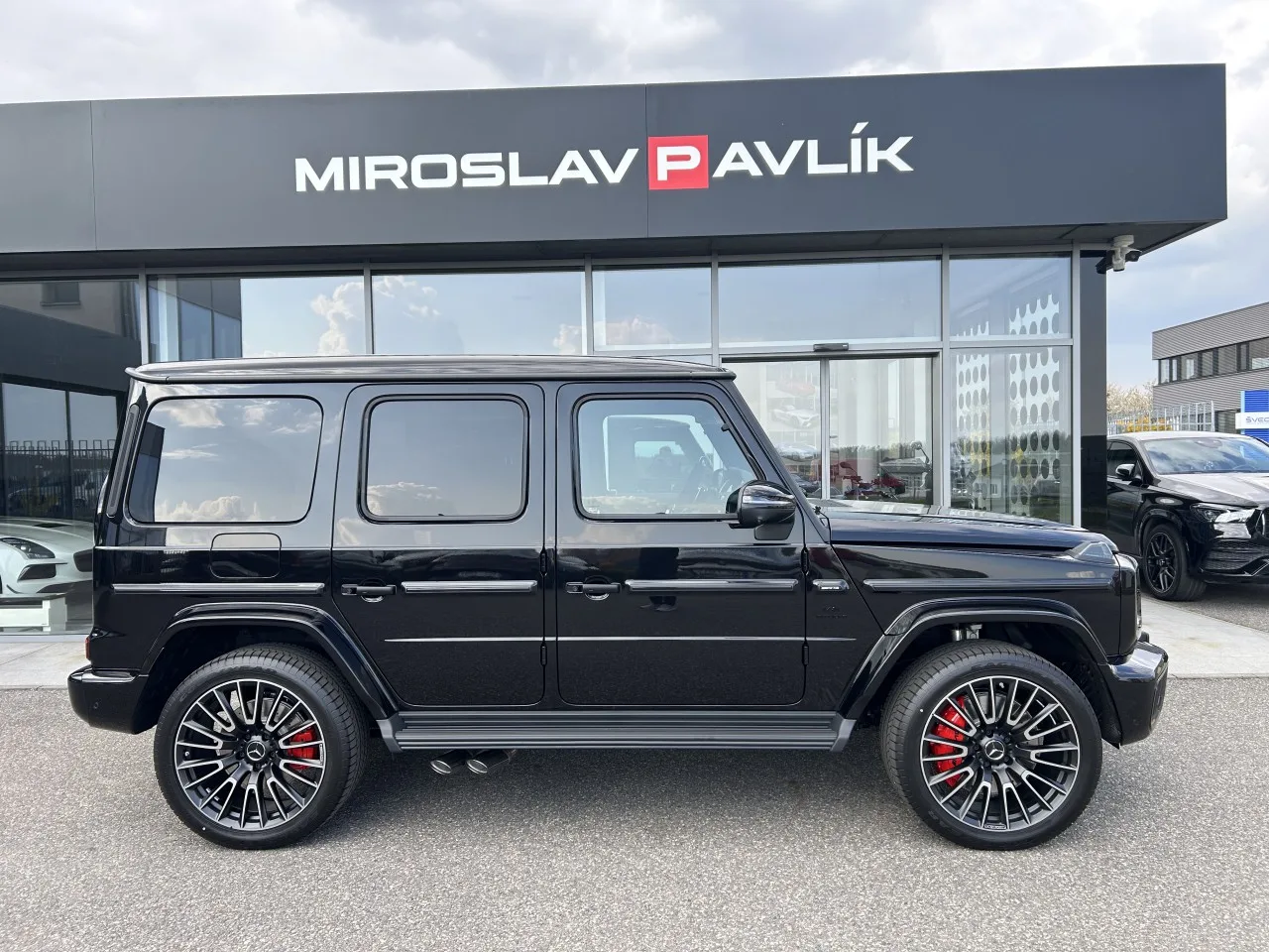 2026 Mercedes-AMG G 63 AMG Performance package angeboten von einem Fachhändler in Písek, Tschechien, Foto 4 von 33