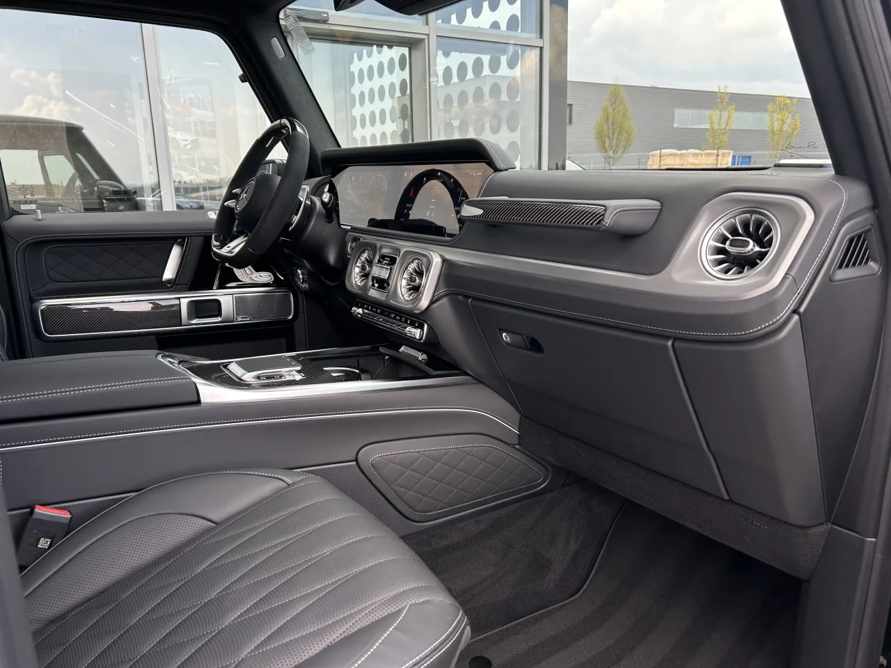 2026 Mercedes-AMG G 63 AMG Performance package angeboten von einem Fachhändler in Písek, Tschechien, Foto 14 von 33