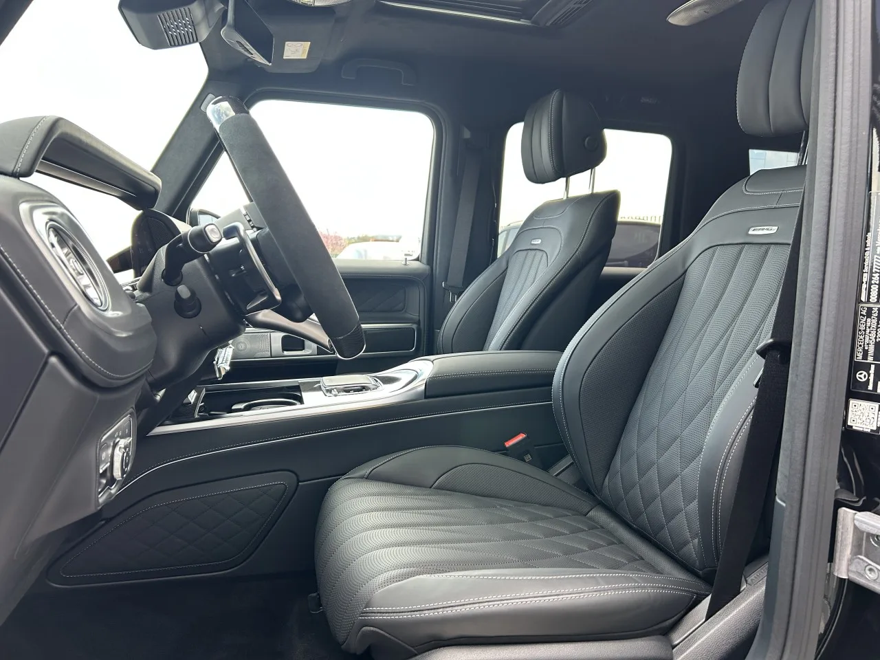2026 Mercedes-AMG G 63 AMG Performance package angeboten von einem Fachhändler in Písek, Tschechien, Foto 16 von 33