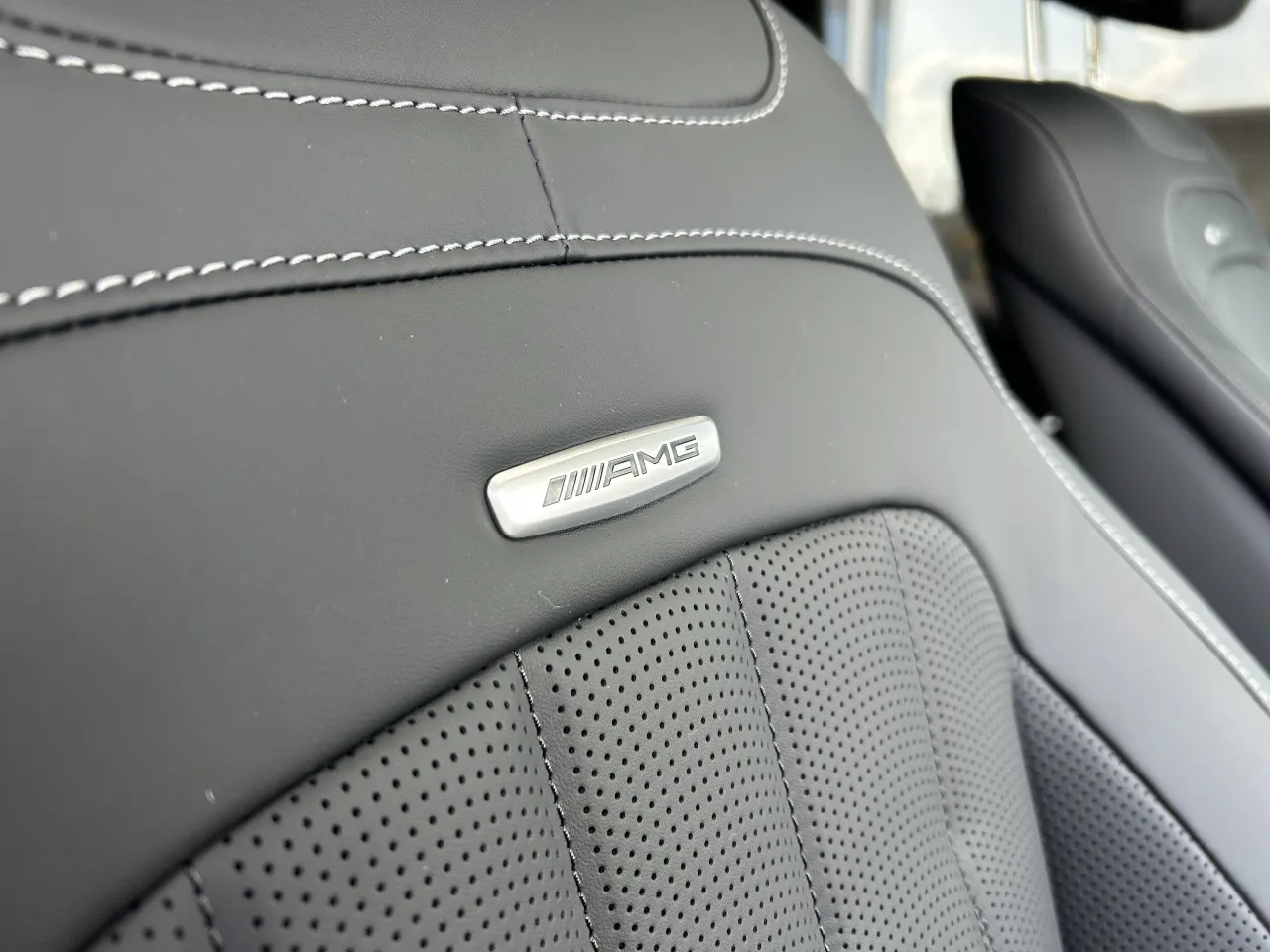 2026 Mercedes-AMG G 63 AMG Performance package angeboten von einem Fachhändler in Písek, Tschechien, Foto 21 von 33
