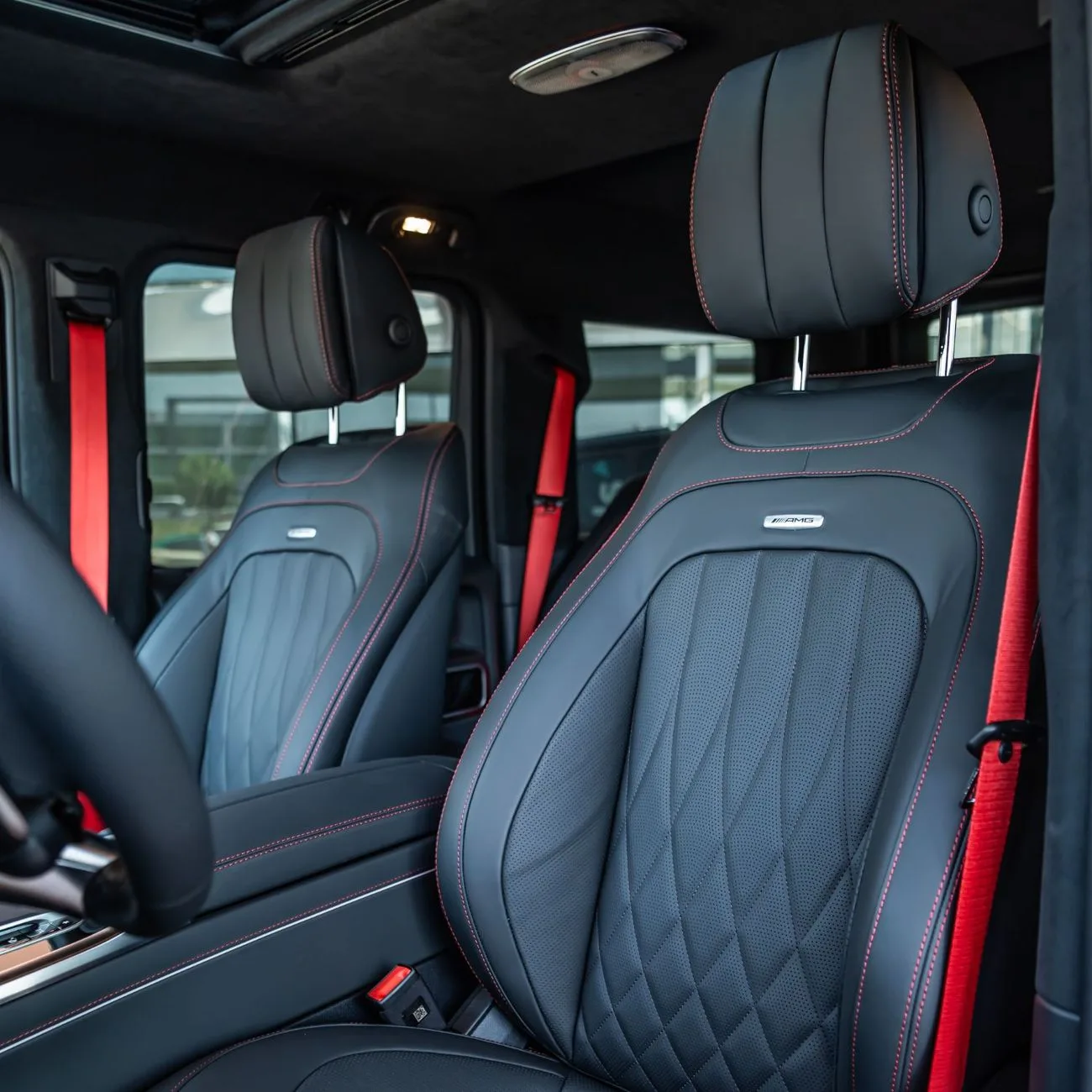 2026 Mercedes-AMG G 63 proposée par un concessionnaire spécialisé à Dubai, Émirats arabes unis, photo 6 sur 14