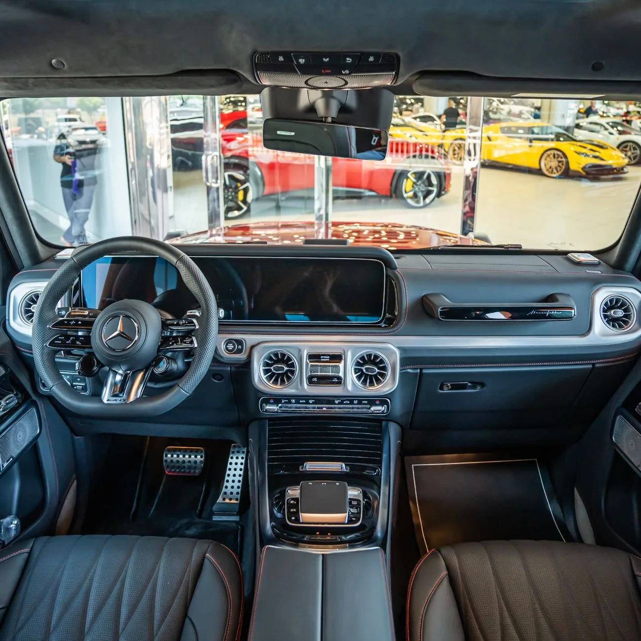2026 Mercedes-AMG G 63 proposée par un concessionnaire spécialisé à Dubai, Émirats arabes unis, photo 10 sur 14