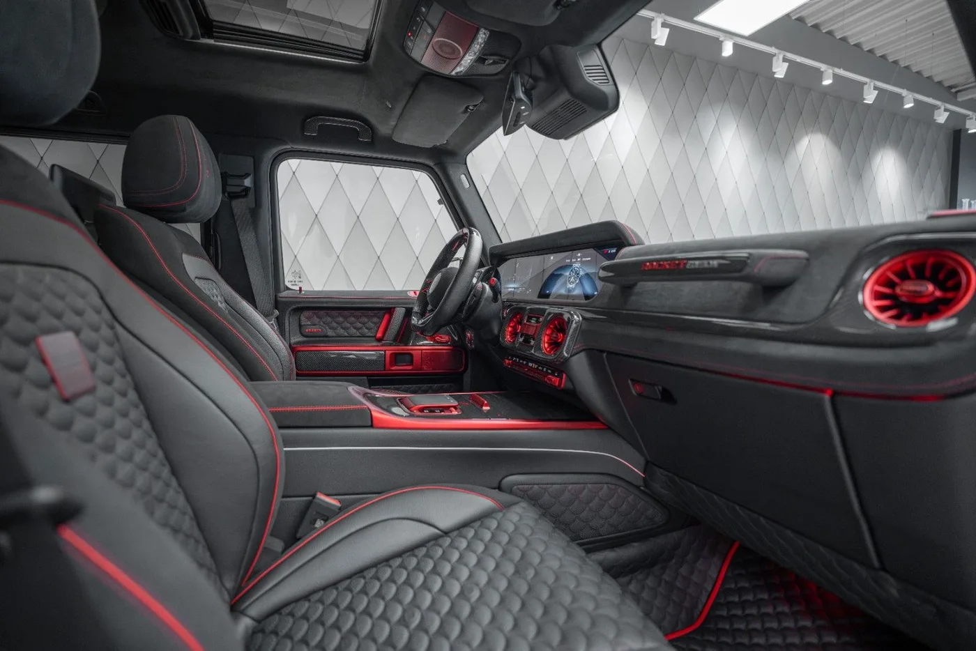 2026 Brabus G 900 Rocket Edition angeboten von einem Supersportwagenhändler in Schenefeld, Deutschland, Foto 19 von 25