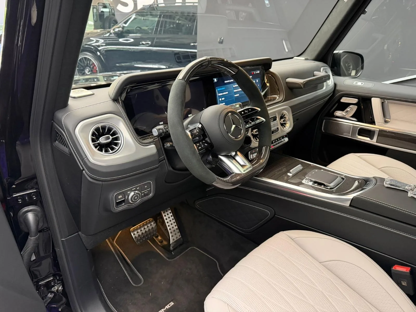 2026 Mercedes-AMG G 63 Superior Line, 11/22