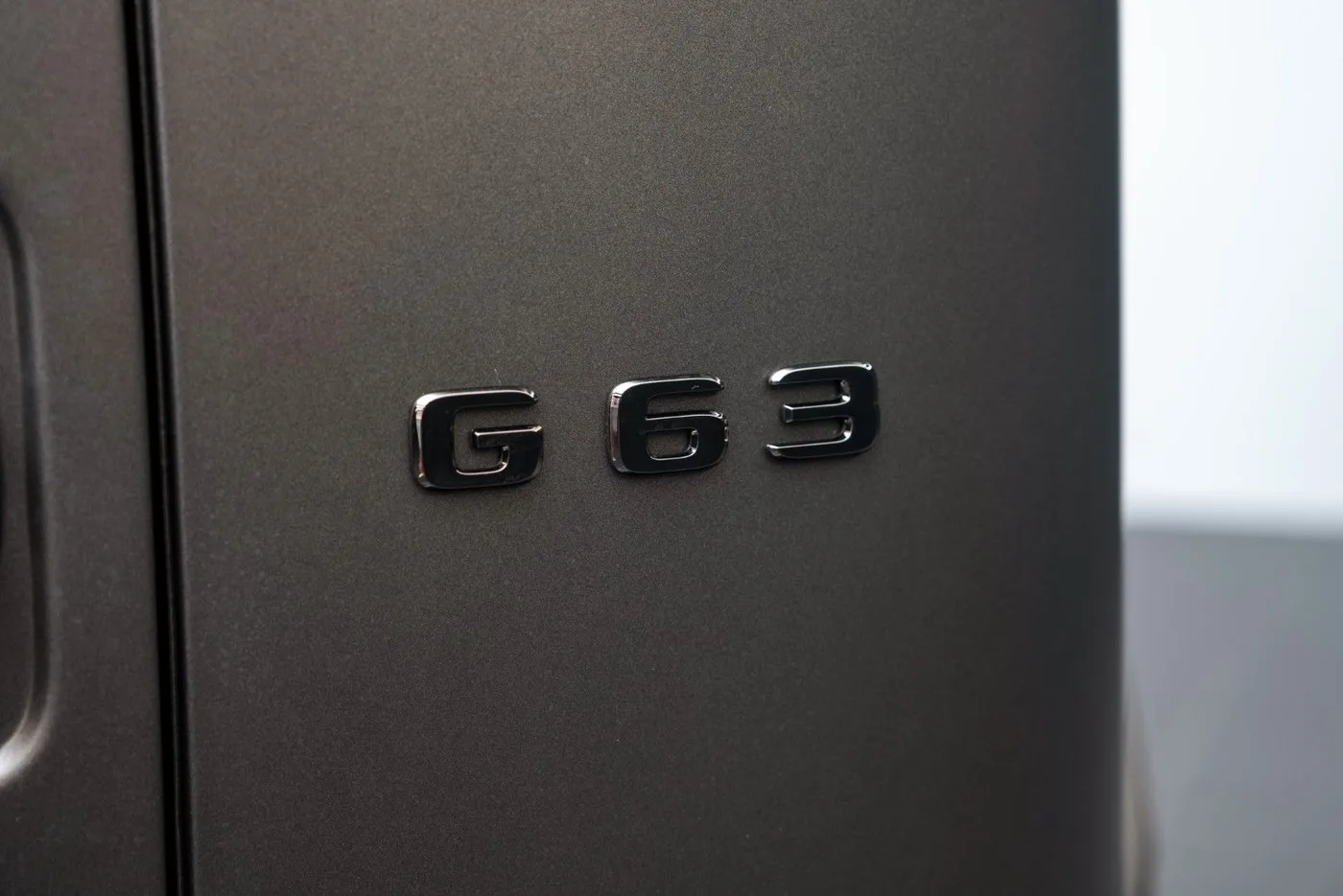 2026 Mercedes-AMG G 63 offered by a specialist dealer in Putzbrunn, Germany, photo 9 of 15