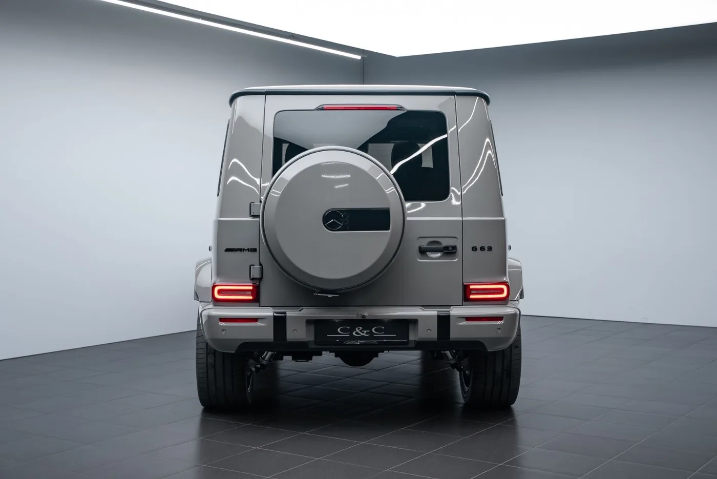 2026 Mercedes-AMG G 63 offered by a specialist dealer in Putzbrunn, Germany, photo 4 of 15