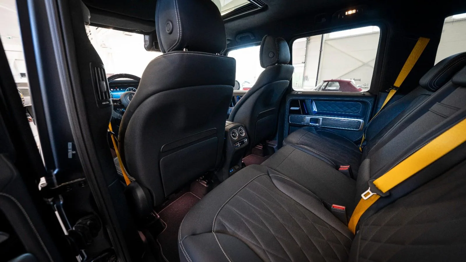 2026 Mercedes-AMG G 63 Carbon package, 12/13