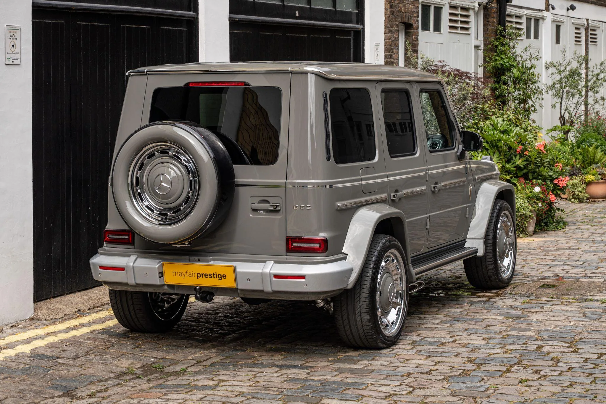 2026 Mercedes-AMG G 63 Vintage by Carlex Design, 15/30