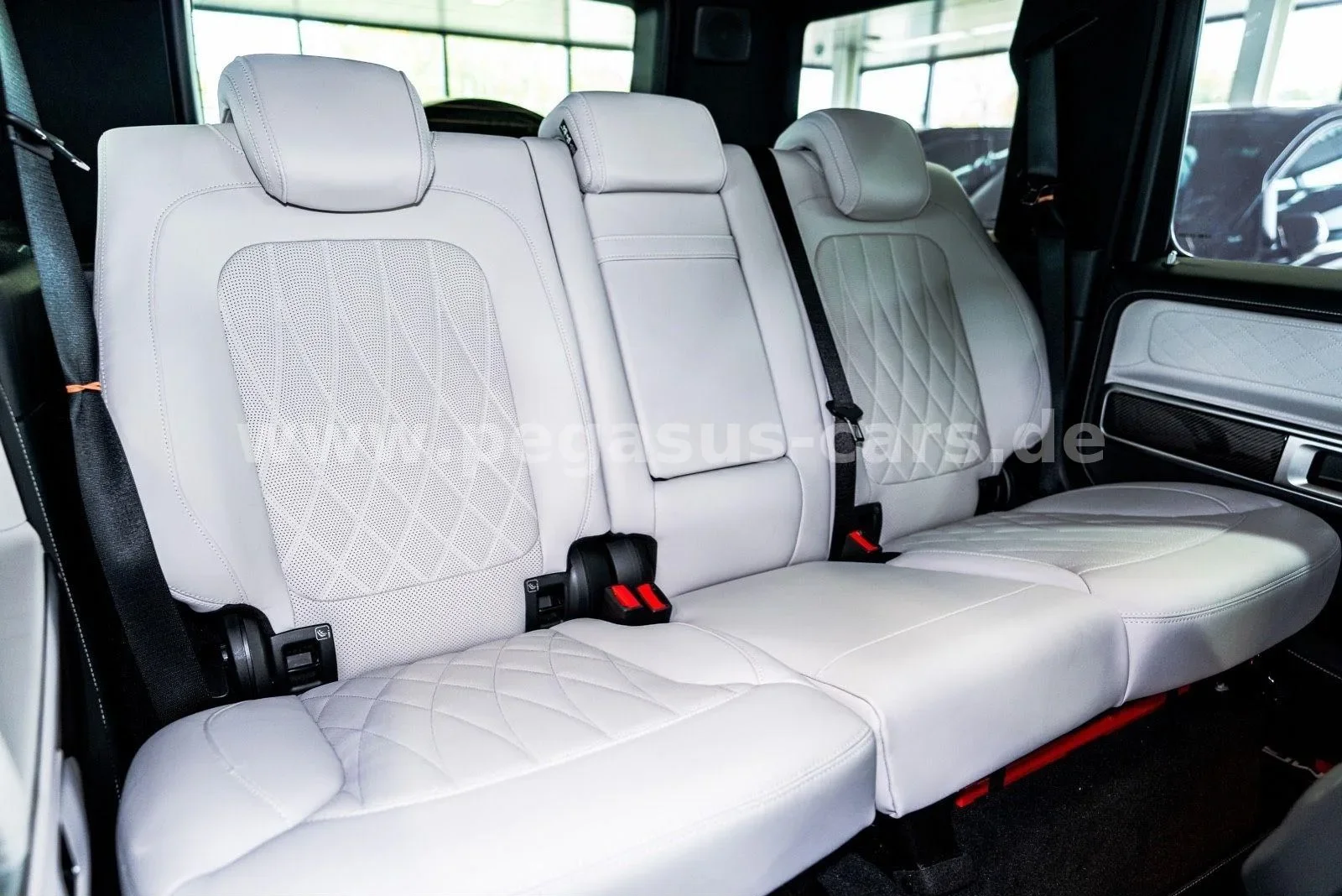 2026 Mercedes-AMG G 63 Superior Line, 27/30