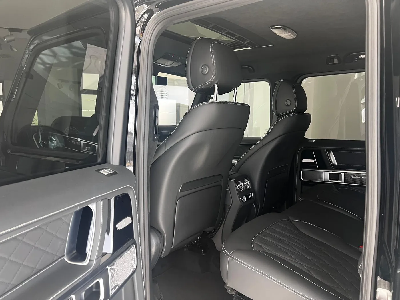 2026 Mercedes-AMG G 63 Facelift proposée par un concessionnaire spécialisé à Haar, Allemagne, photo 18 sur 22